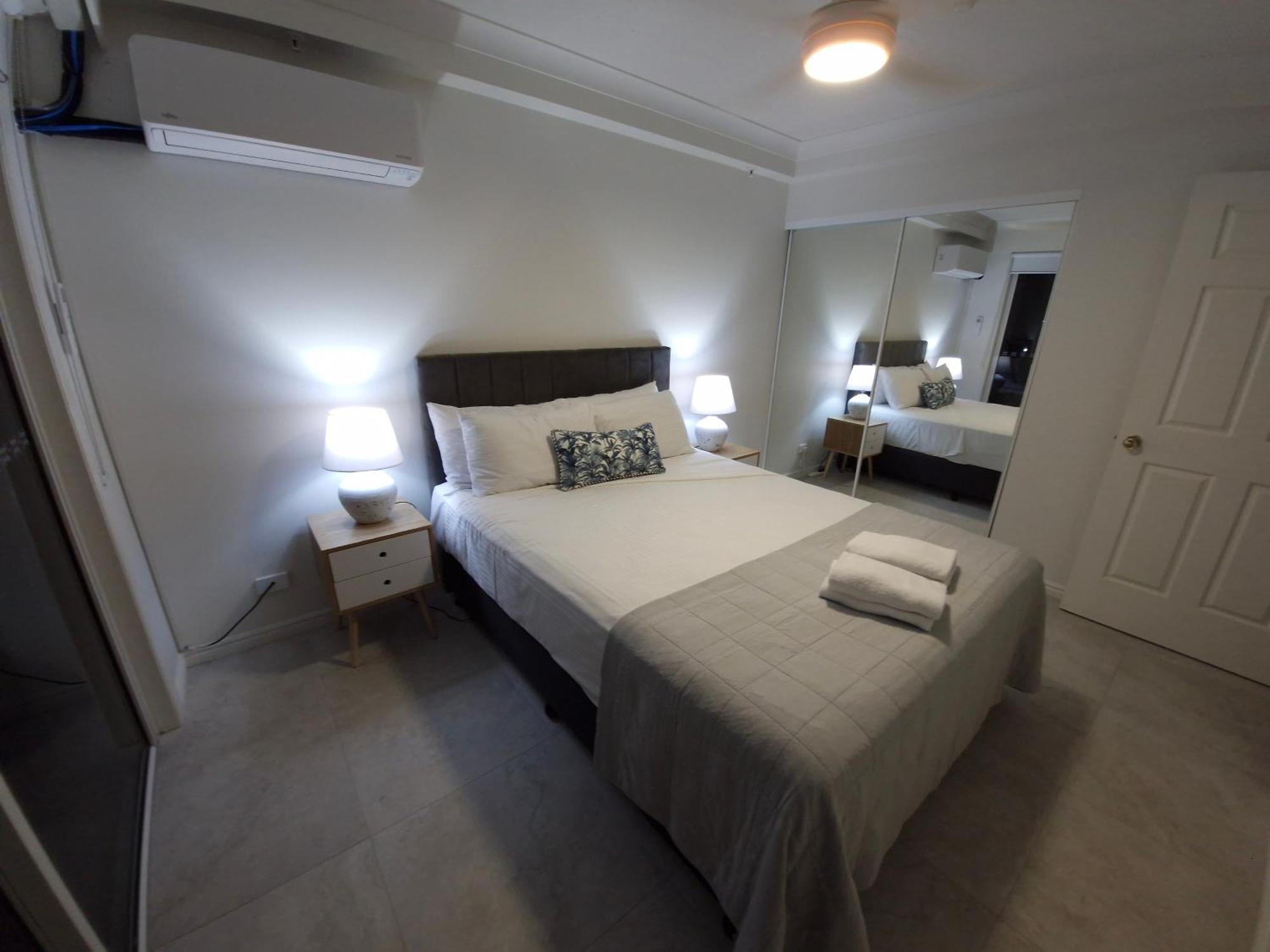 Apr Private Suites Moroccan By The Beach Gold Coast Exterior foto